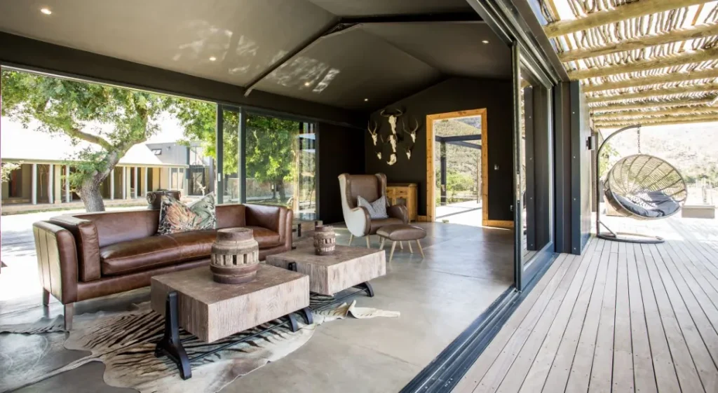 botlierskop private game reserve fijnebos spa seating.jpg